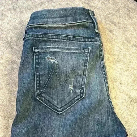 MOTHER Looker Ankle Chew in Breaking the Law, Size 24. - Picture 7 of 14